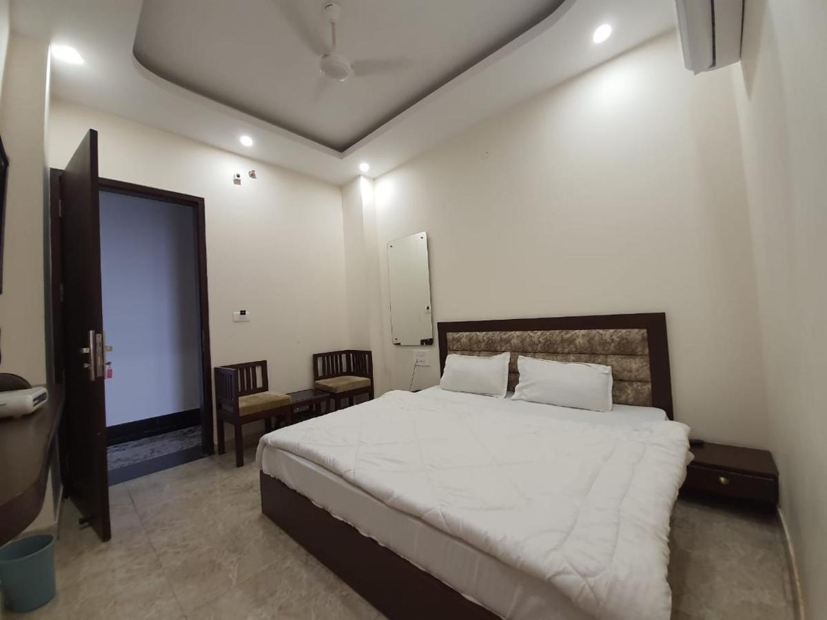 New Gokul Grand Hotel Dehradun Exterior photo