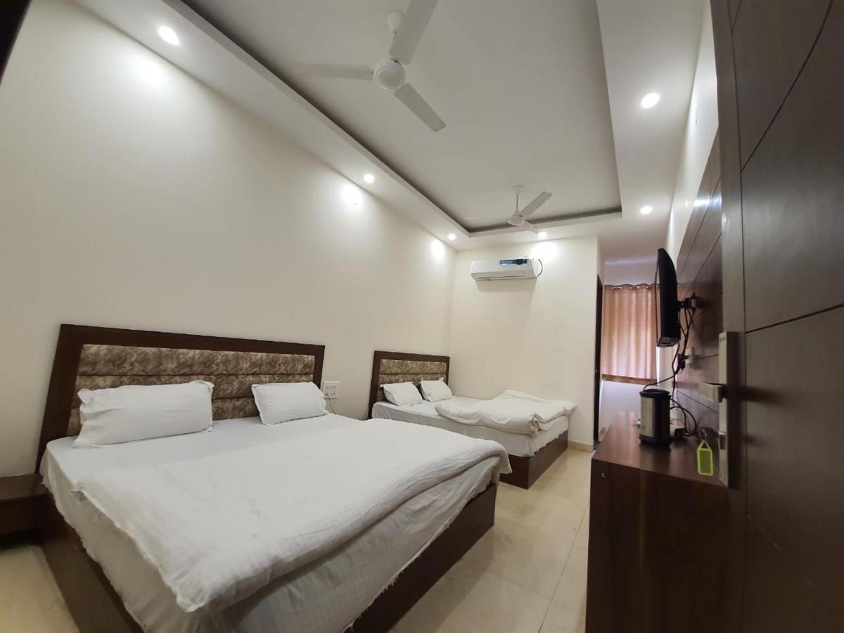 New Gokul Grand Hotel Dehradun Exterior photo